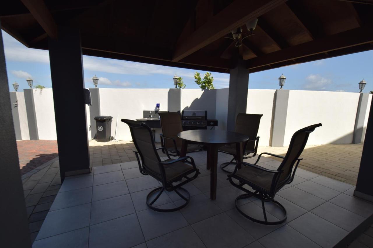 Arena Condos Aruba - Few Steps From Eagle Beach! Palm Beach Екстер'єр фото